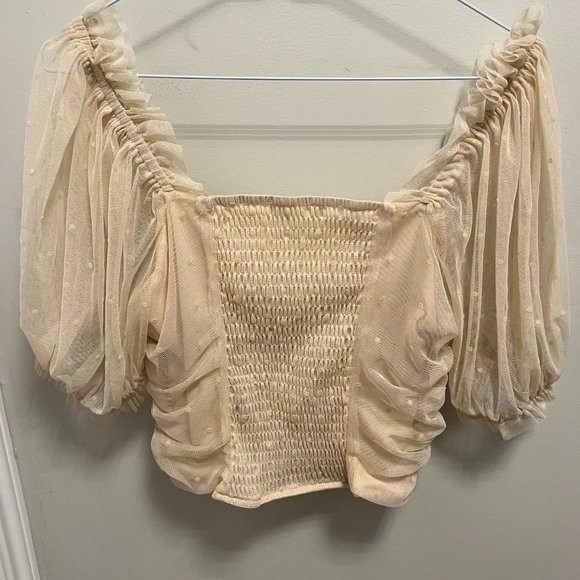 NWOT Puff-sleeved Mesh Top - Picture 3 of 5